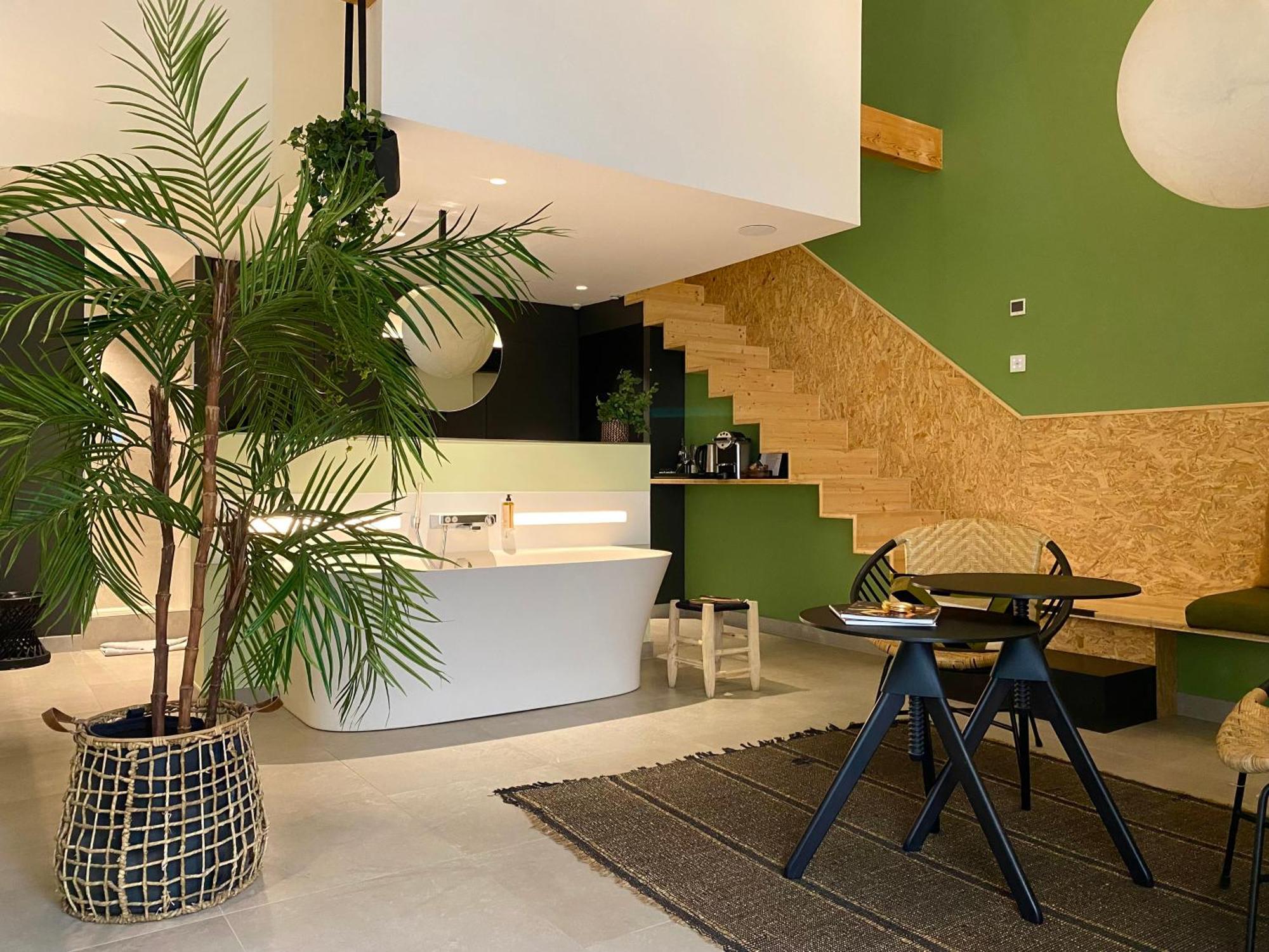 Mihotel Comte Lyon Ngoại thất bức ảnh