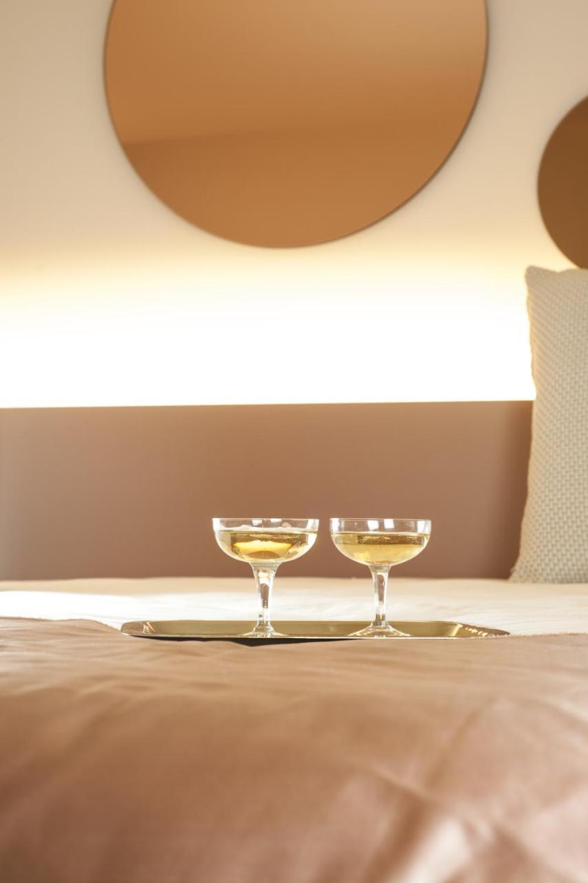Mihotel Comte Lyon Ngoại thất bức ảnh